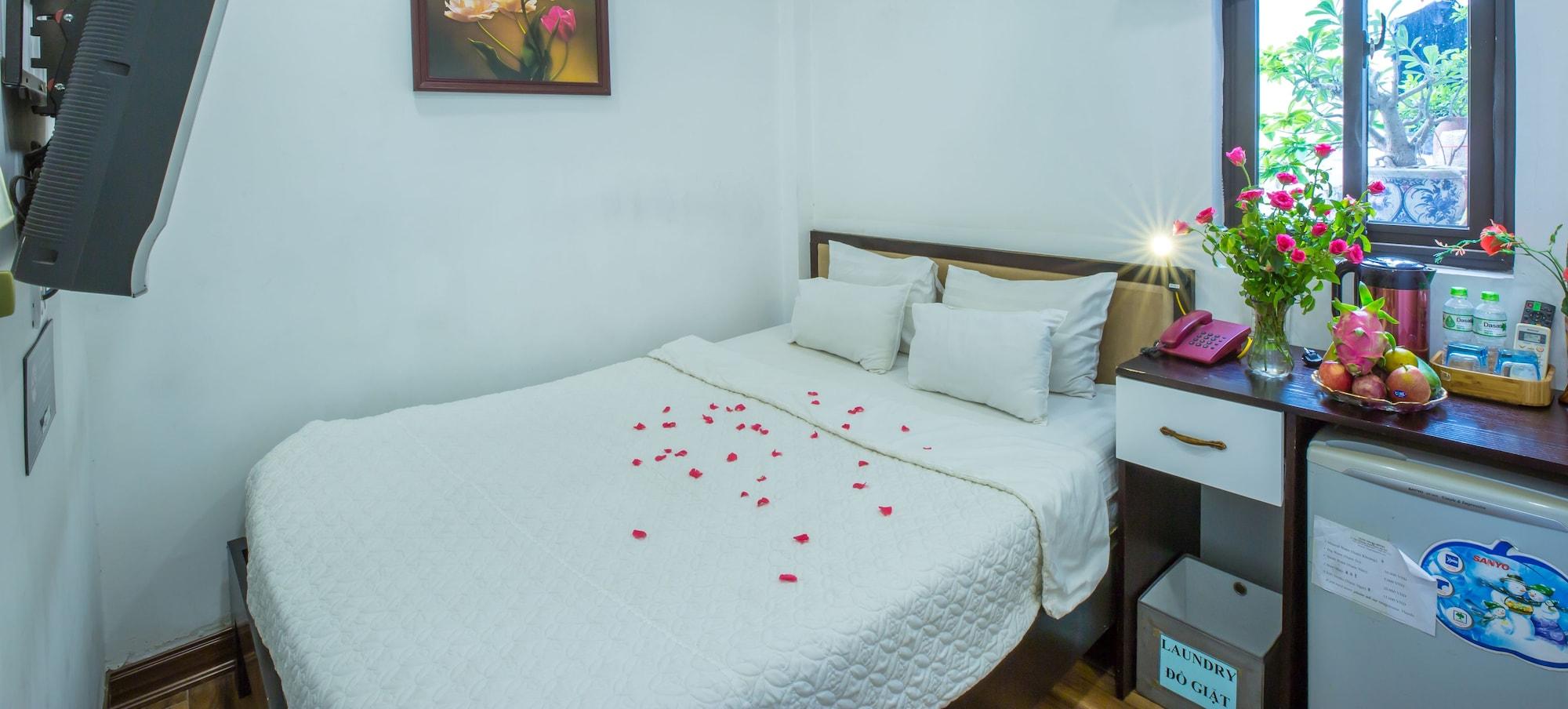 Tung Trang Hotel Hanoi Bagian luar foto