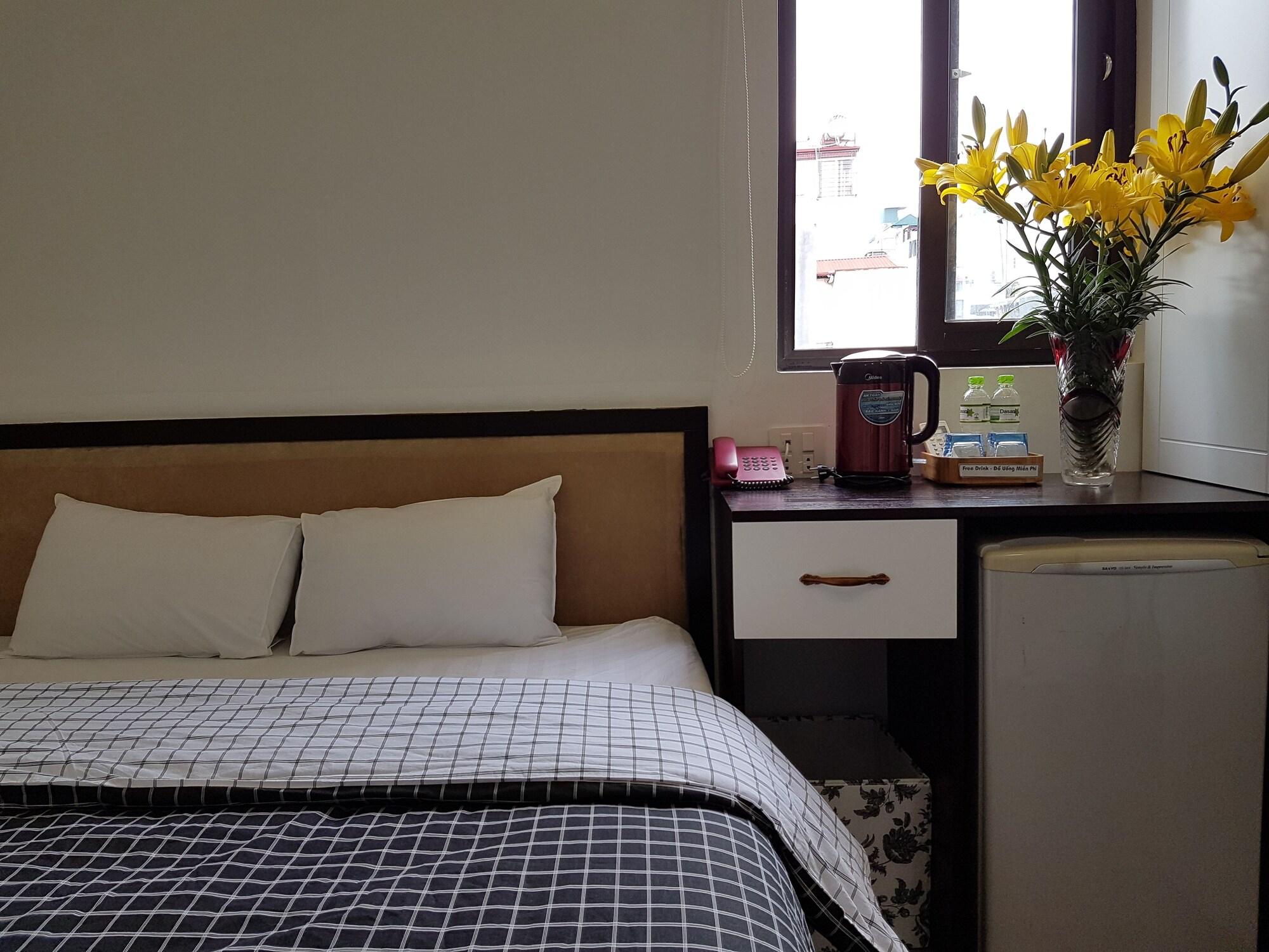 Tung Trang Hotel Hanoi Bagian luar foto