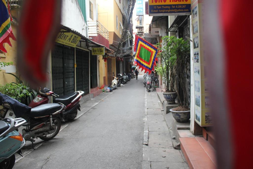 Tung Trang Hotel Hanoi Bagian luar foto