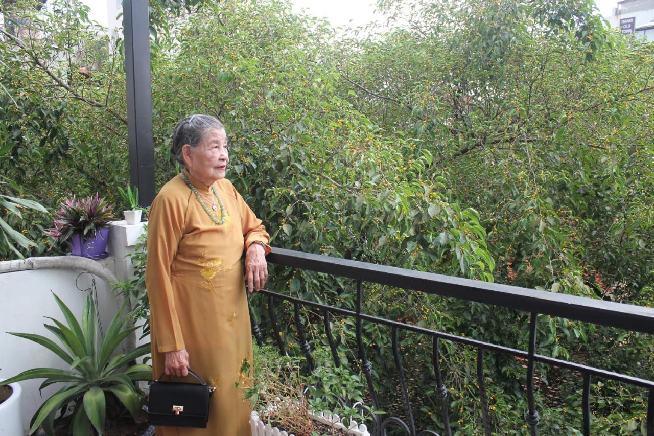 Tung Trang Hotel Hanoi Bagian luar foto