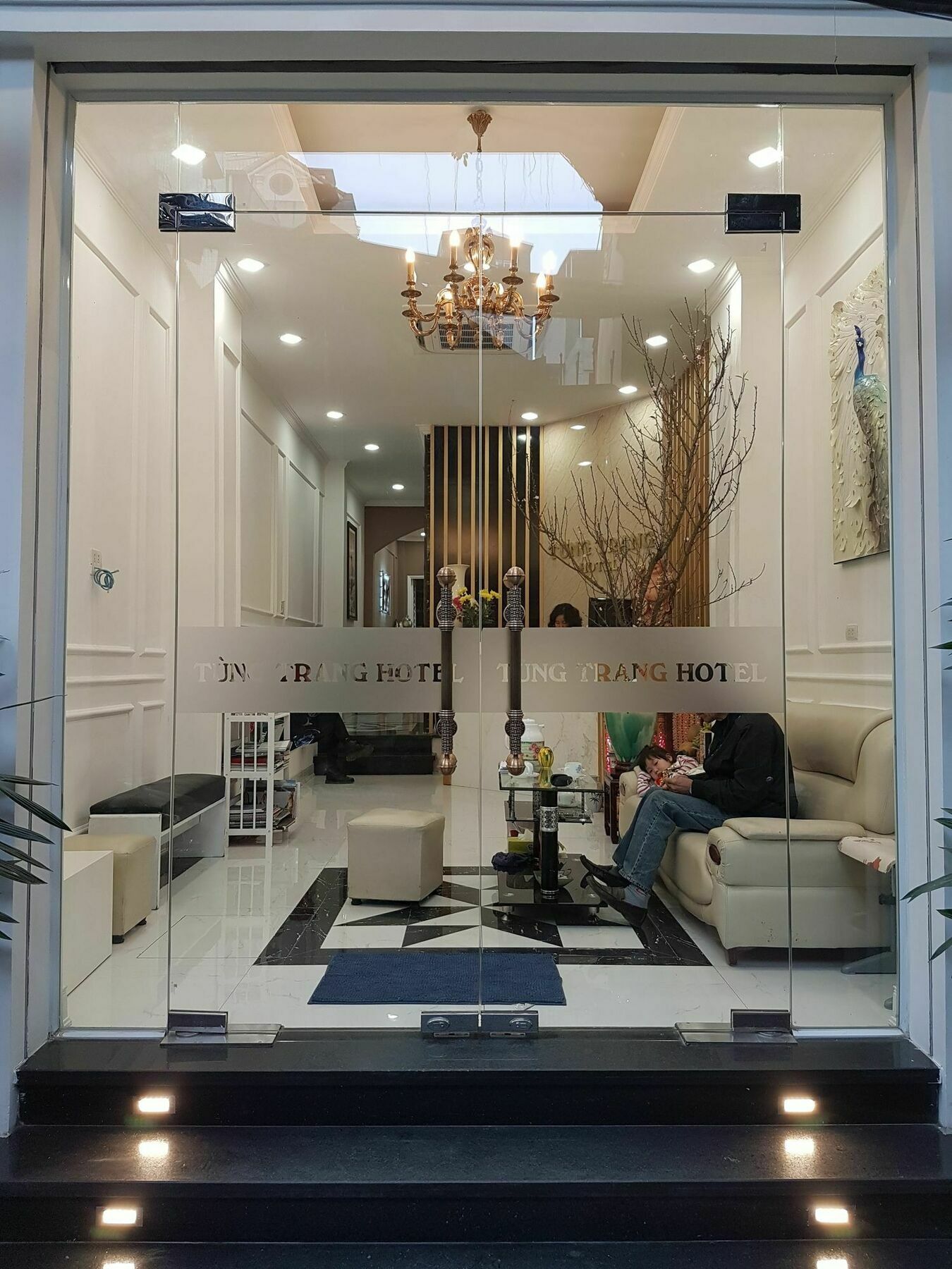 Tung Trang Hotel Hanoi Bagian luar foto